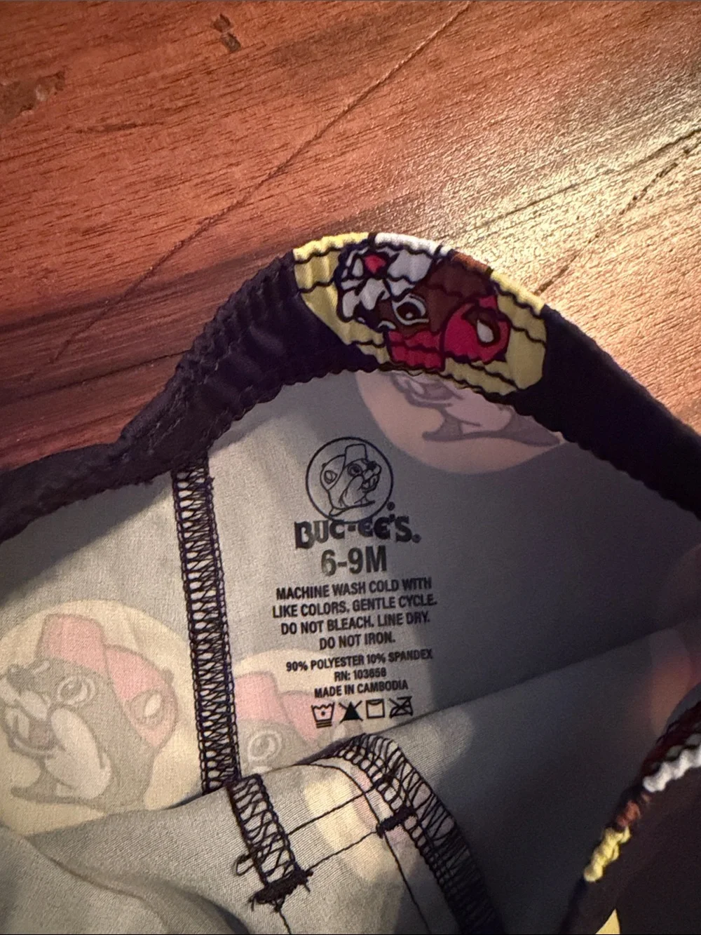 Buc-ee’s baby swim trunks 6-9 mo